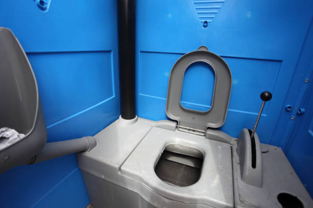 Affordable portable toilet rental in Maysville, NC